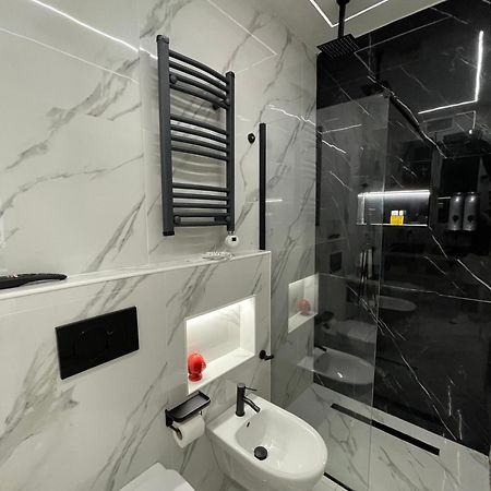 Luxury 6 Al Duomo Di Parma公寓 外观 照片