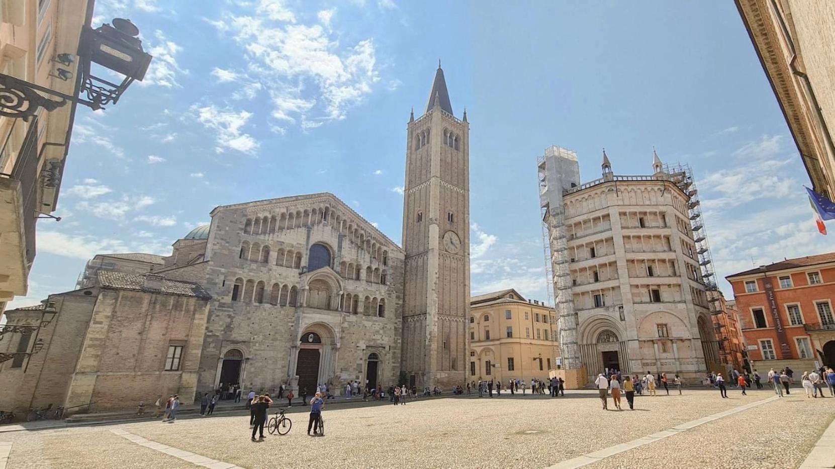 Luxury 6 Al Duomo Di Parma公寓 外观 照片