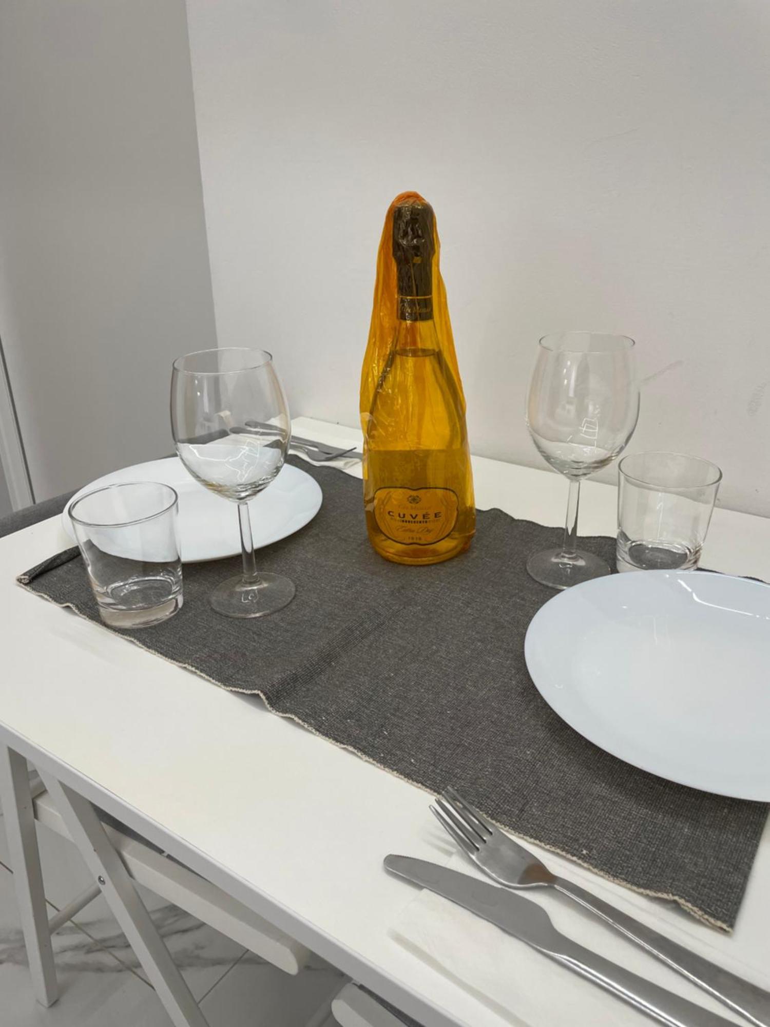 Luxury 6 Al Duomo Di Parma公寓 外观 照片