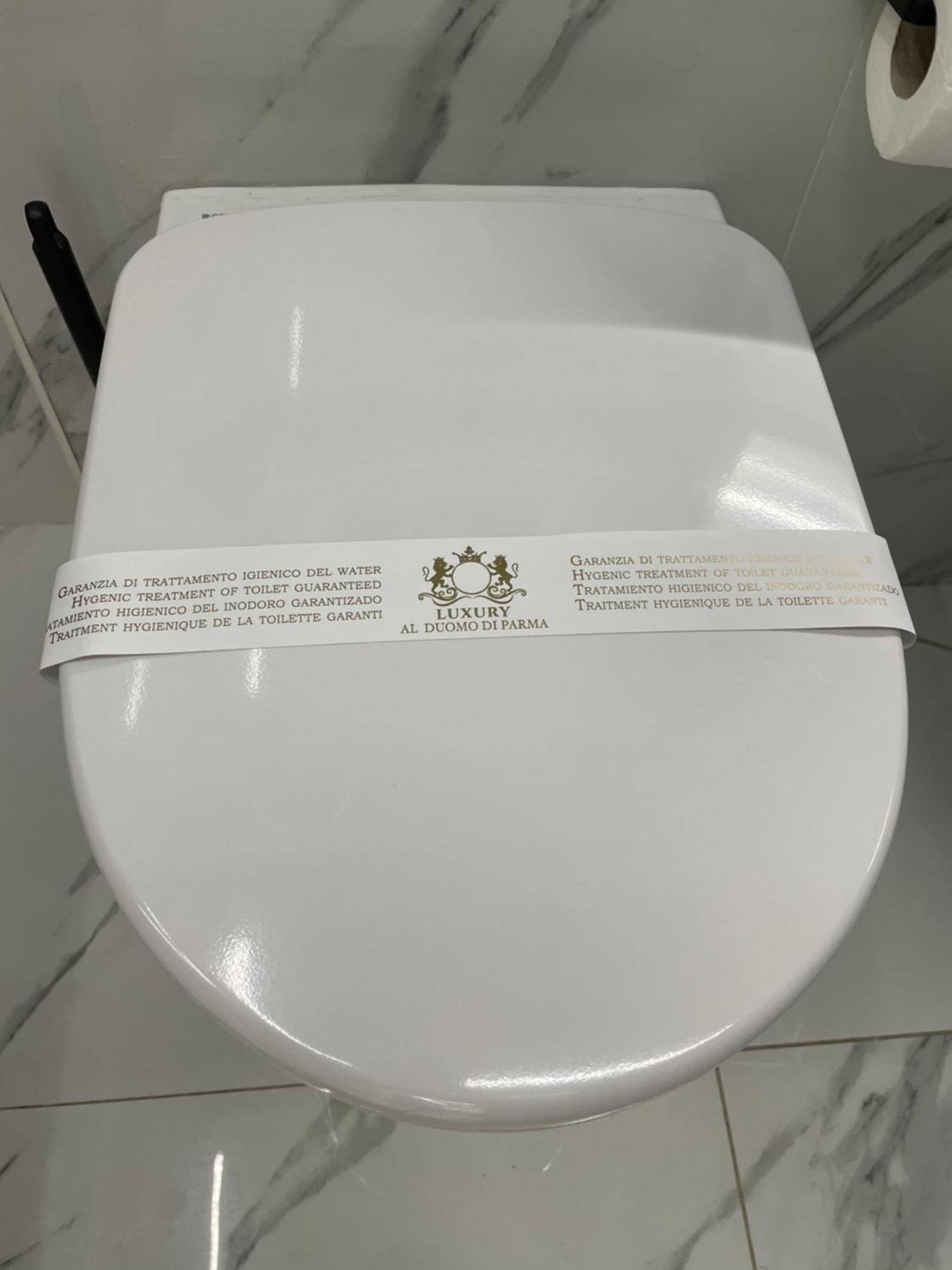 Luxury 6 Al Duomo Di Parma公寓 外观 照片